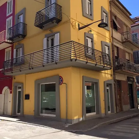 L'angolo Giallo - Centralissimo